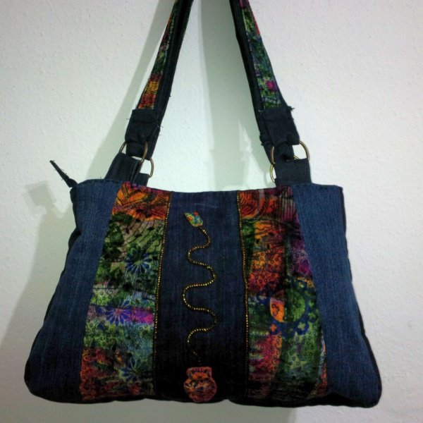 Kígyós farmer táska